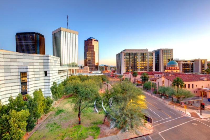 Tucson Arizona green parks - Stargate West Apartments